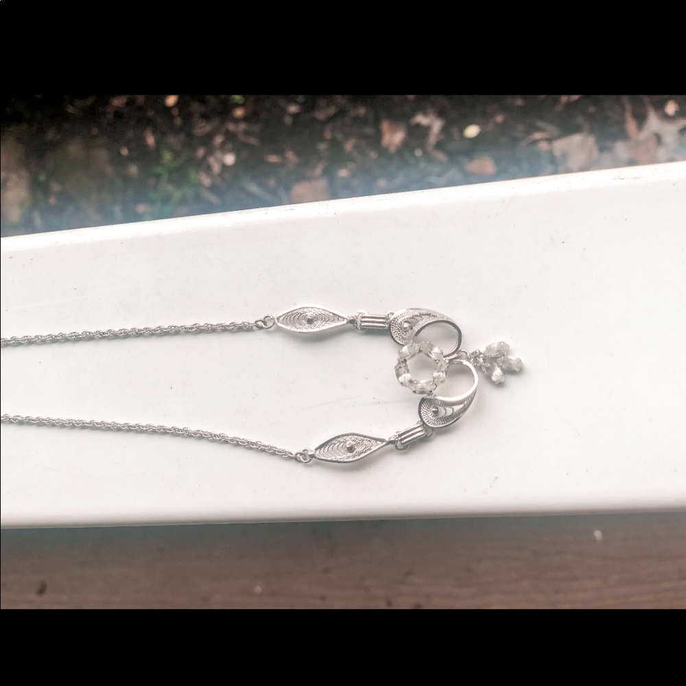 Silver dainty necklace